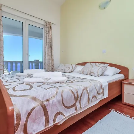 Apartment Nevi