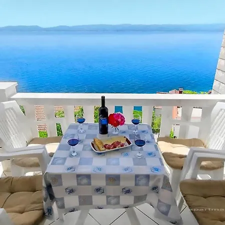 Nevi Apartment *