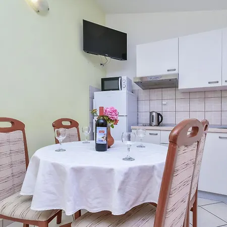 Apartment Nevi *